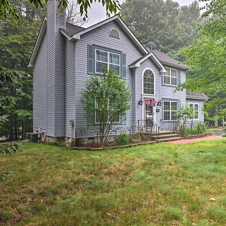 Spacious Tobyhanna Home With Lake Access And Fire Pit! Luaran gambar