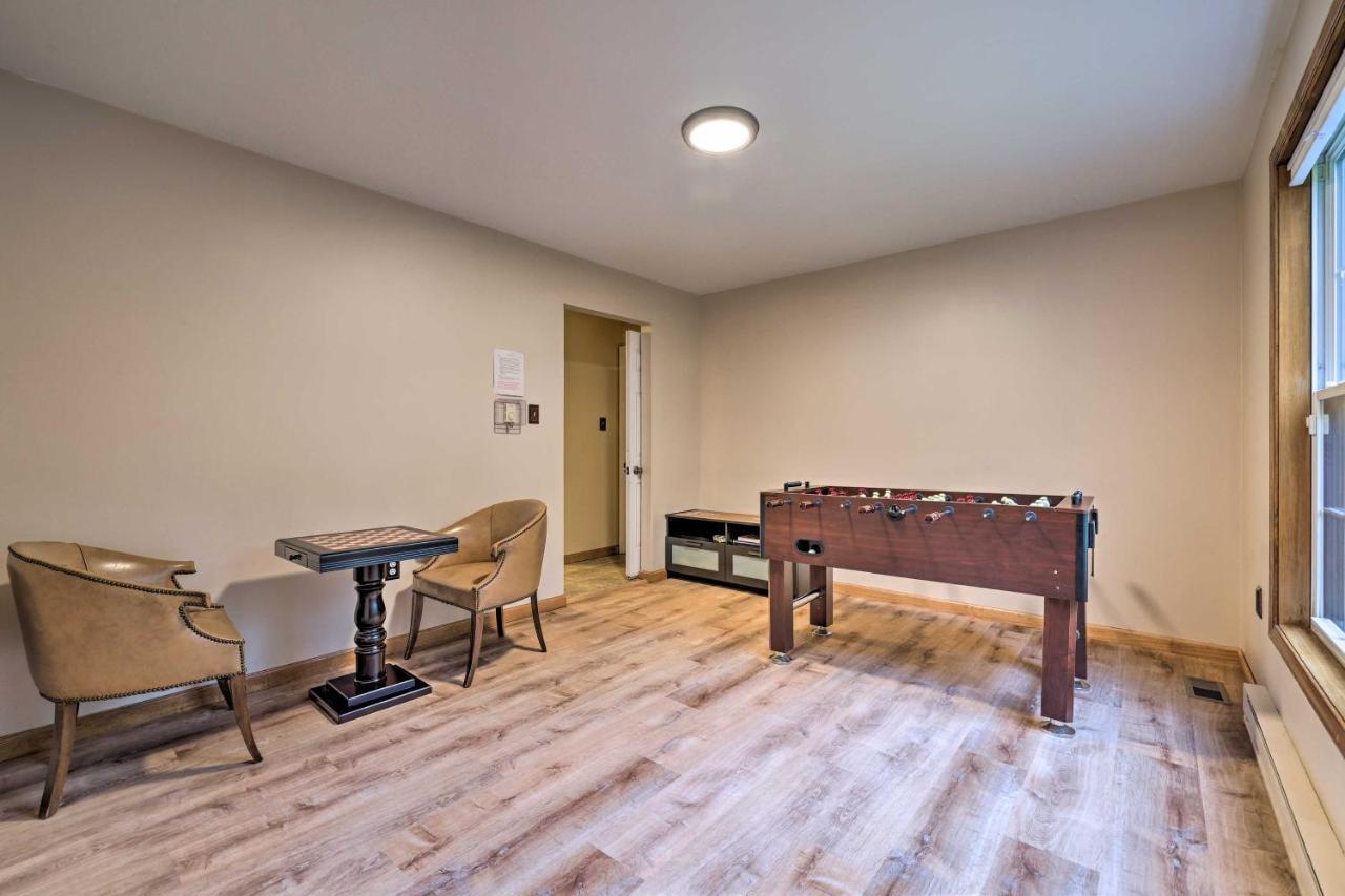 Spacious Tobyhanna Home With Lake Access And Fire Pit! Luaran gambar